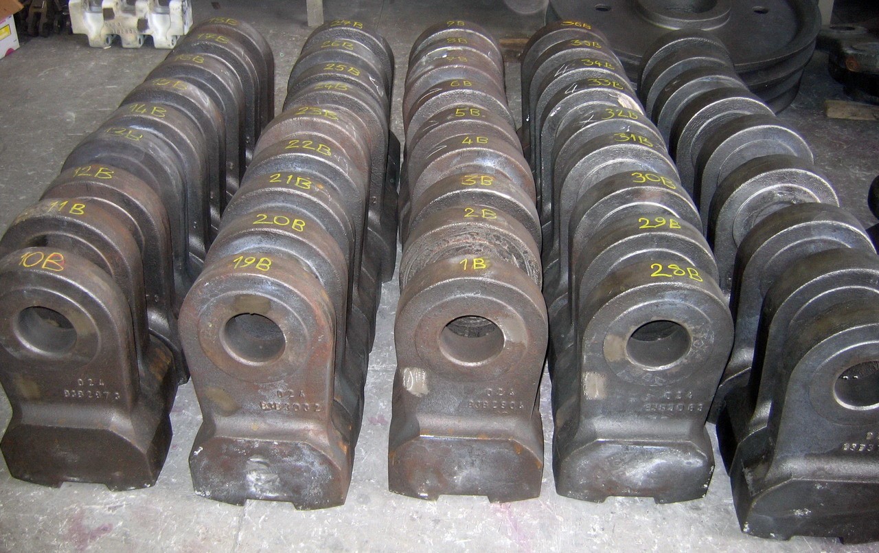 Hammers, discs and shaft